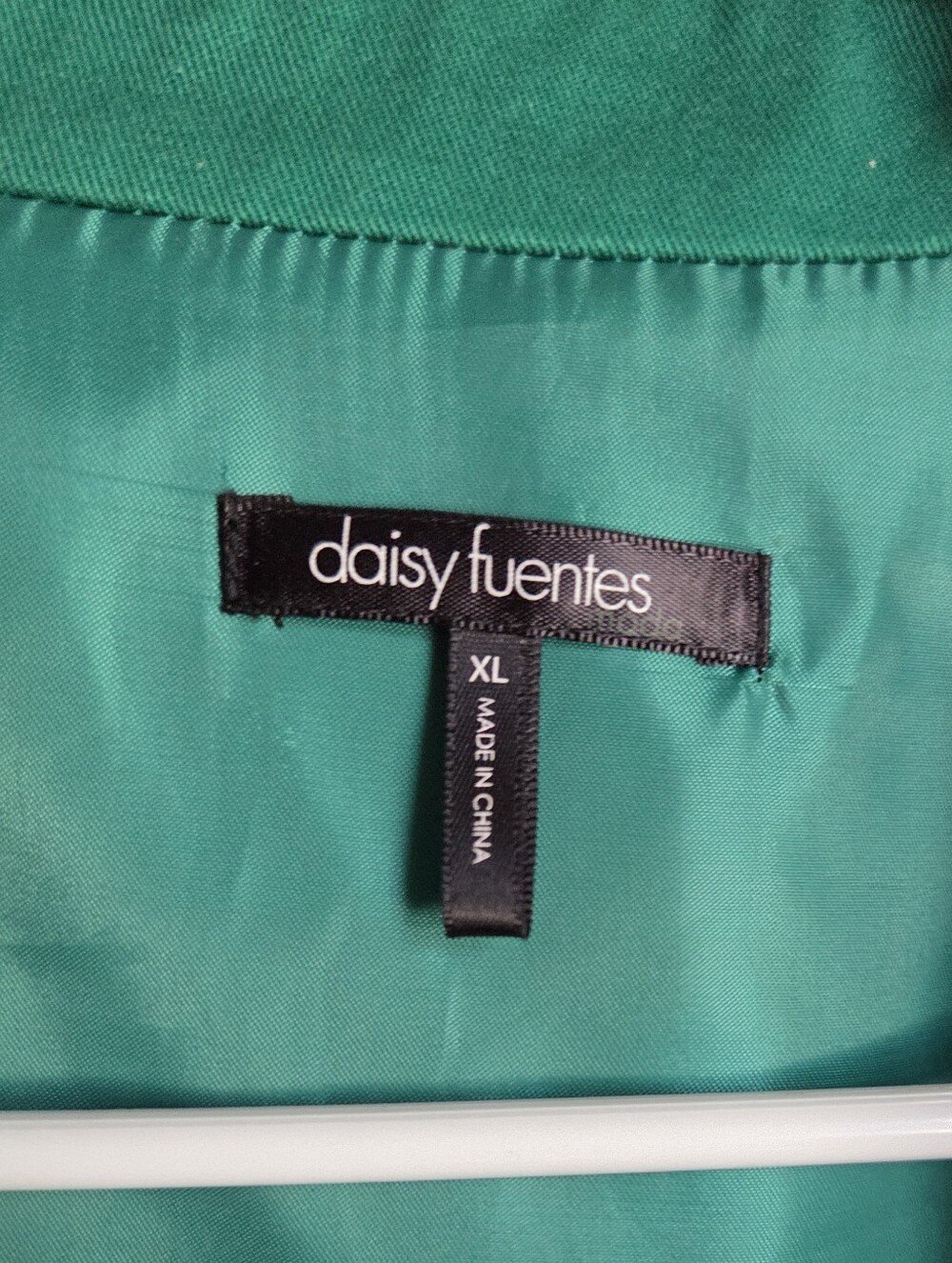 Daisy Fuentes Emerald Green Single-Breasted Trench Coat - Picture 10 of 11